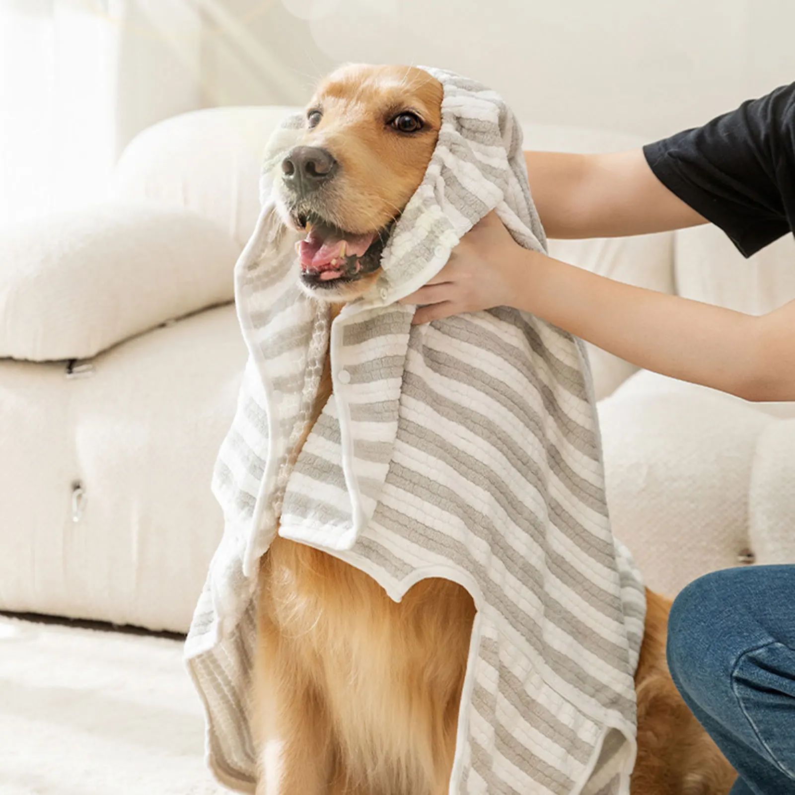 Ultra Absorbent Pet Bath Towel Quick Drying Bathrobe