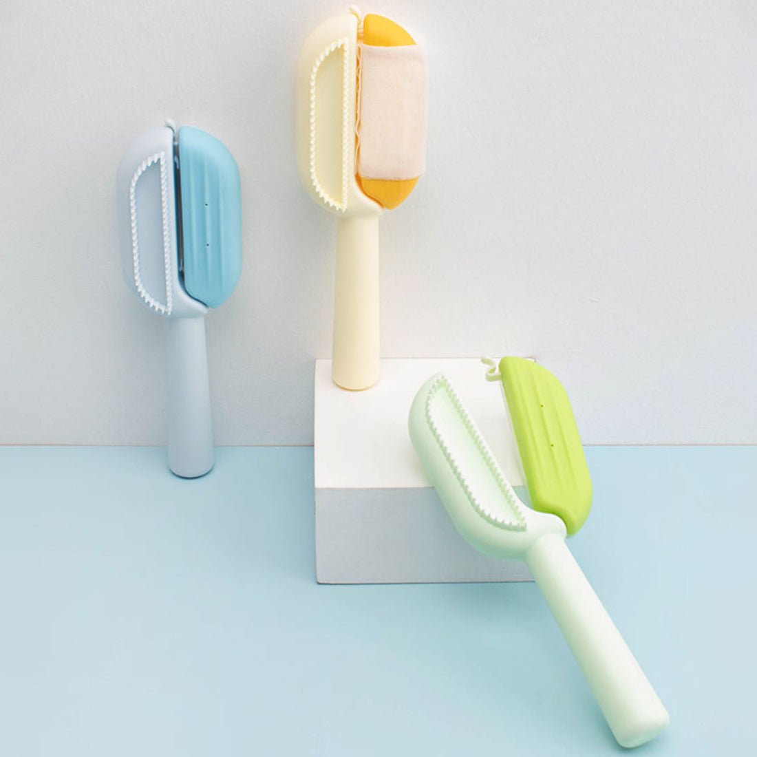 Pet Grooming Comb With Water Tank Hair Removal Brush