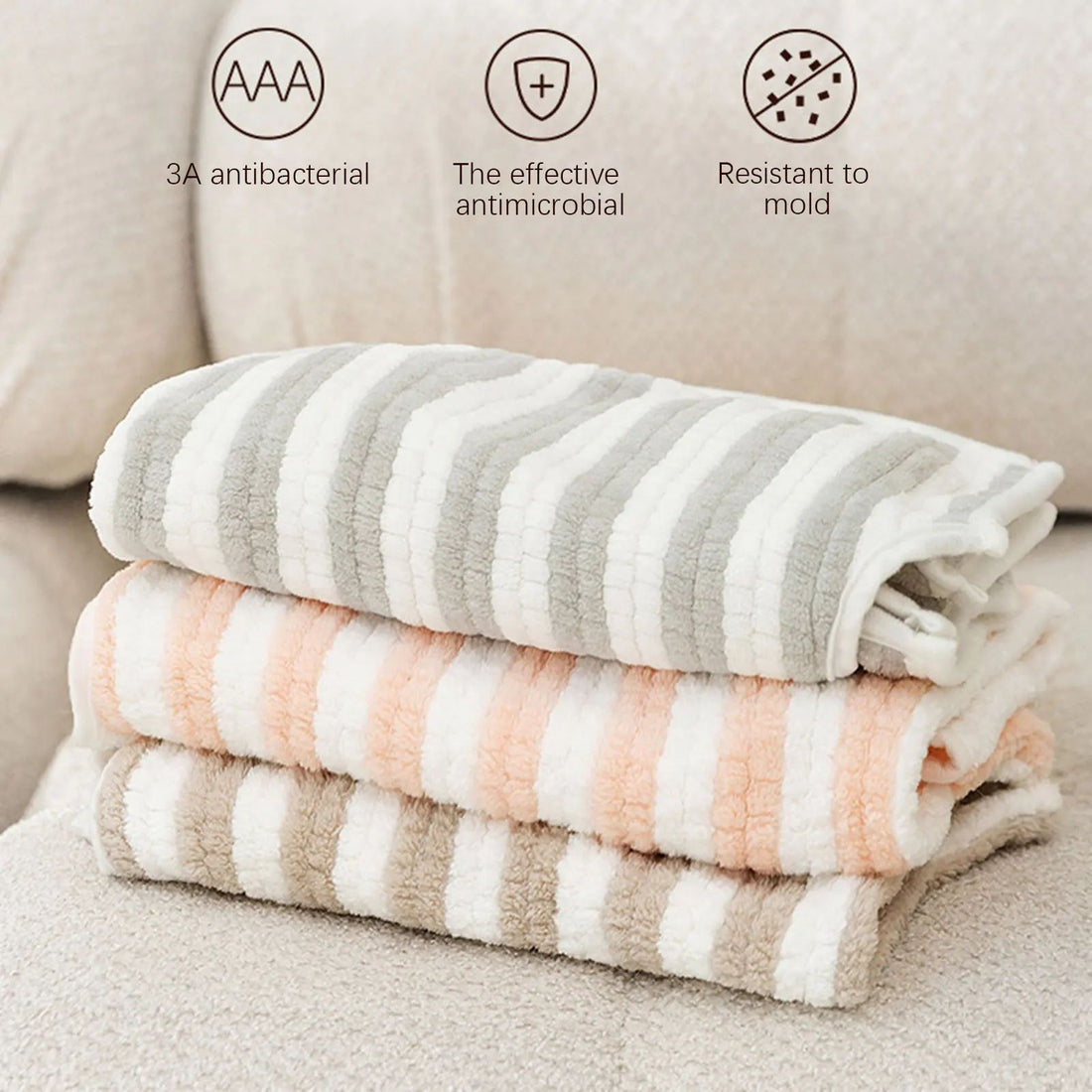 Ultra Absorbent Pet Bath Towel Quick Drying Bathrobe